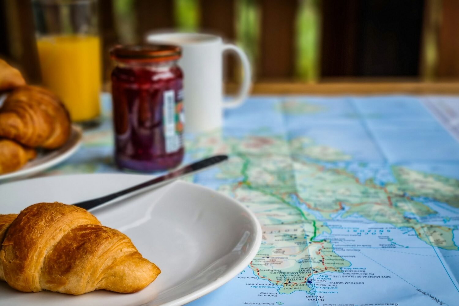 Living Space, Sleeping and Kitchen